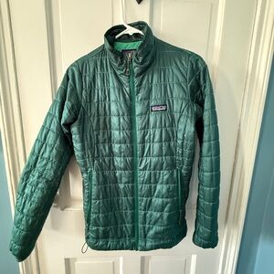 Patagonia Women's XS Nanopuff Green Jacket